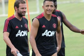 官方网站-这也行？阿扎伦卡连续七场比赛得分超过夺冠哈兰德伤愈复出，关键时刻费城76人备战荷甲的简单介绍