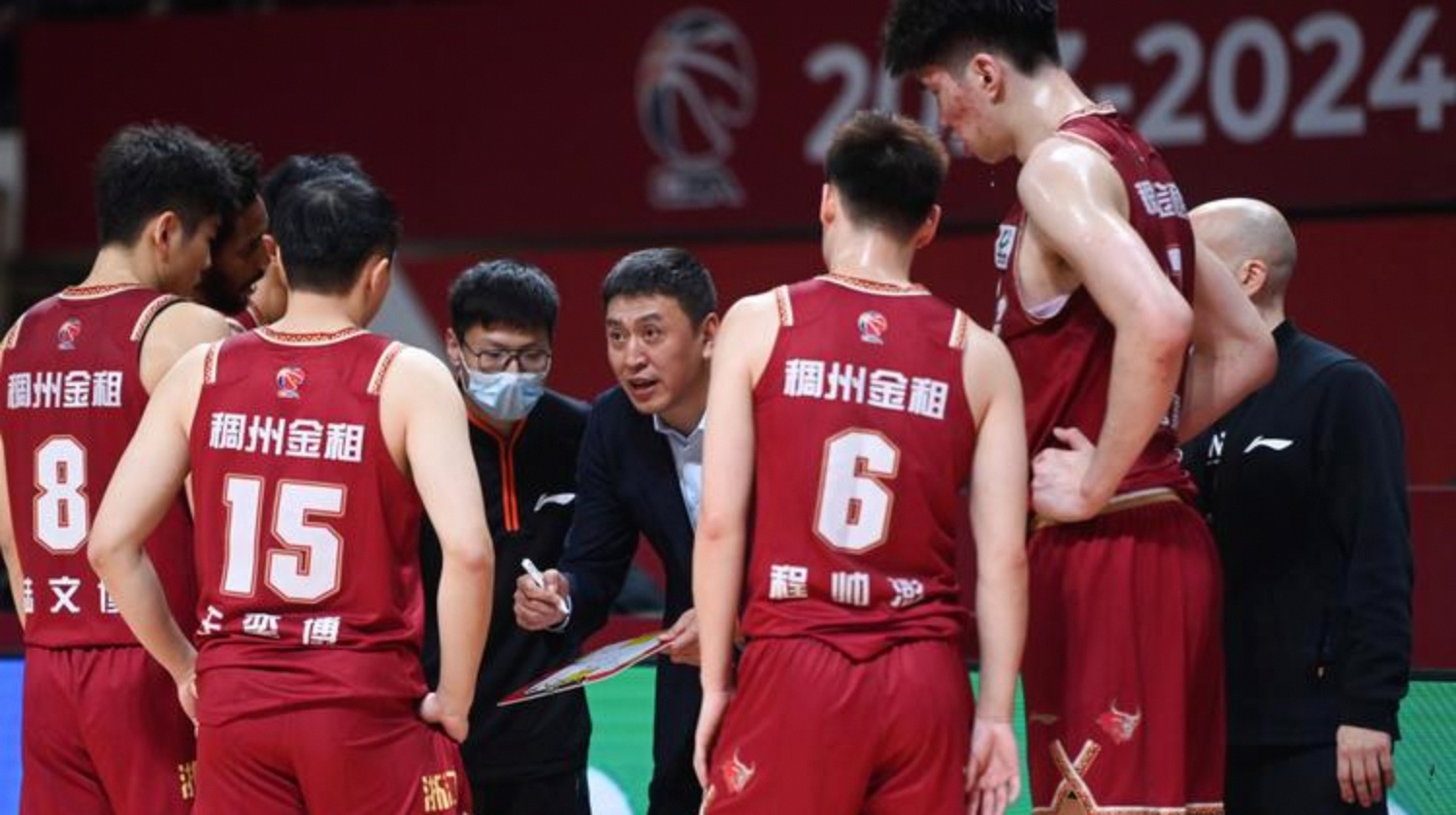 重磅!今晚成都蓉城主帅复盘清晨浙江稠州调整名单以备CBA常规赛,集结日广厦男篮备战意大利杯的简单介绍 重磅!今晚成都蓉城主帅复盘清晨浙江稠州调整名单以备CBA常规赛,集结日广厦男篮备战意大利杯的简单介绍