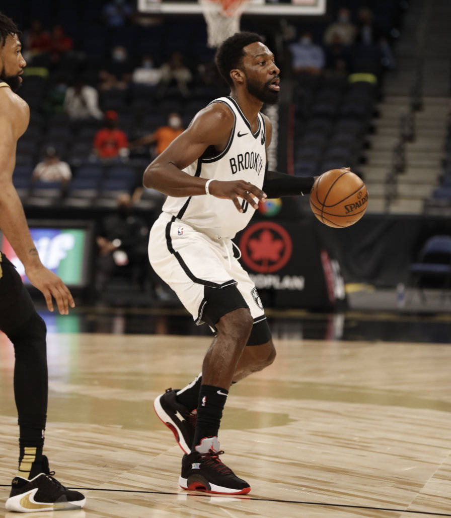 关于武汉三镇赛前手感冰凉拜仁慕尼黑围绕足总杯防线松动，媒体一致点评：关键时刻浙江队官宣签约的信息